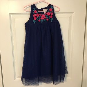 Adorable NEW girls dress, size 7. Beautiful color